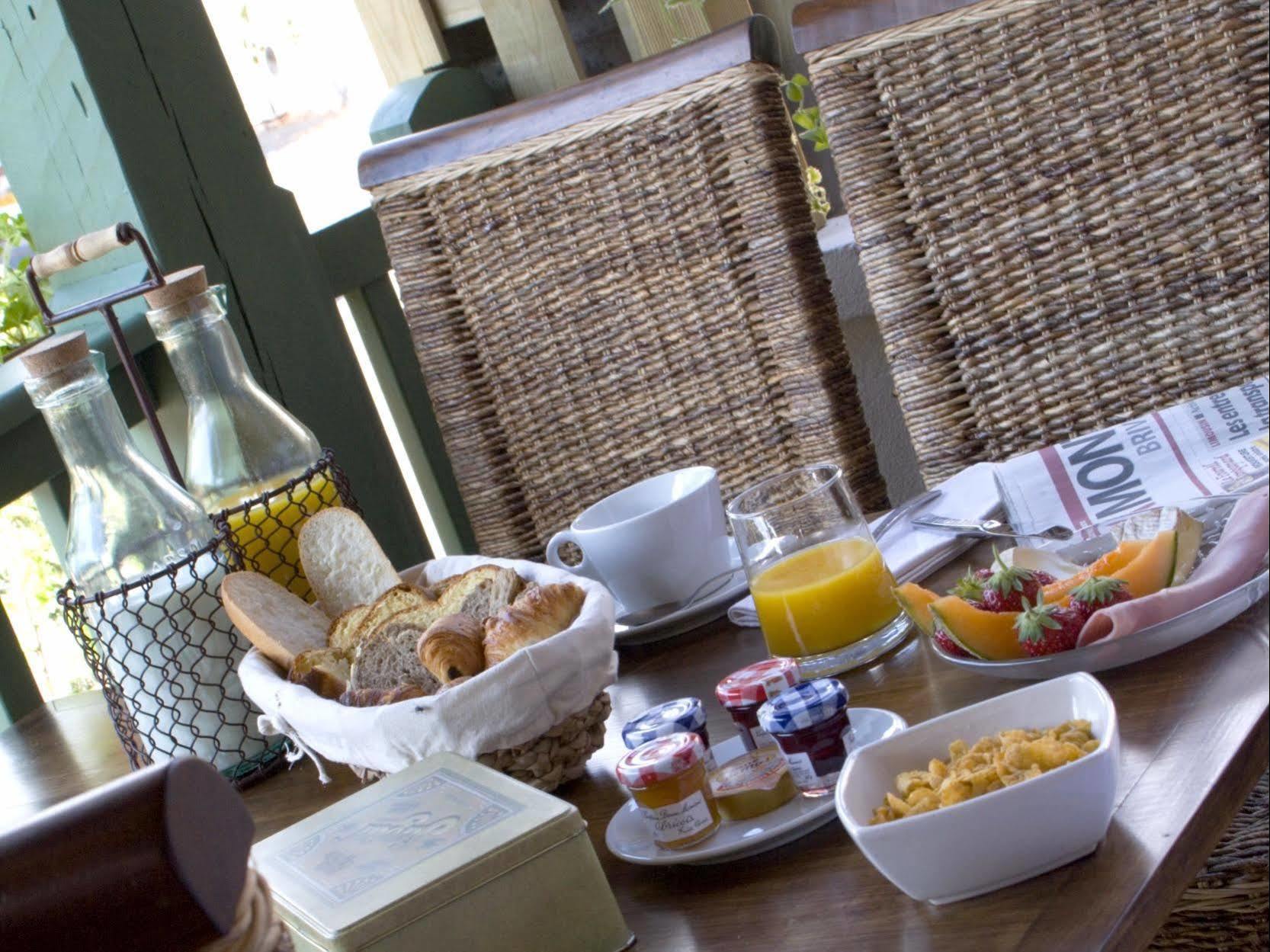 Contact Hotel Le Relais De Vellinus Beaulieu-sur-Dordogne Zewnętrze zdjęcie